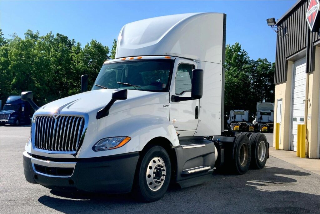 2021 INT LT625 6×4 Day Cab