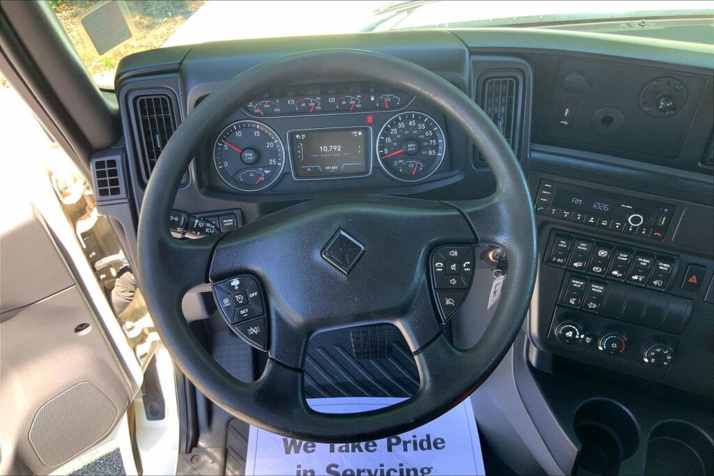 2021 INT LT625 6×4 Day Cab