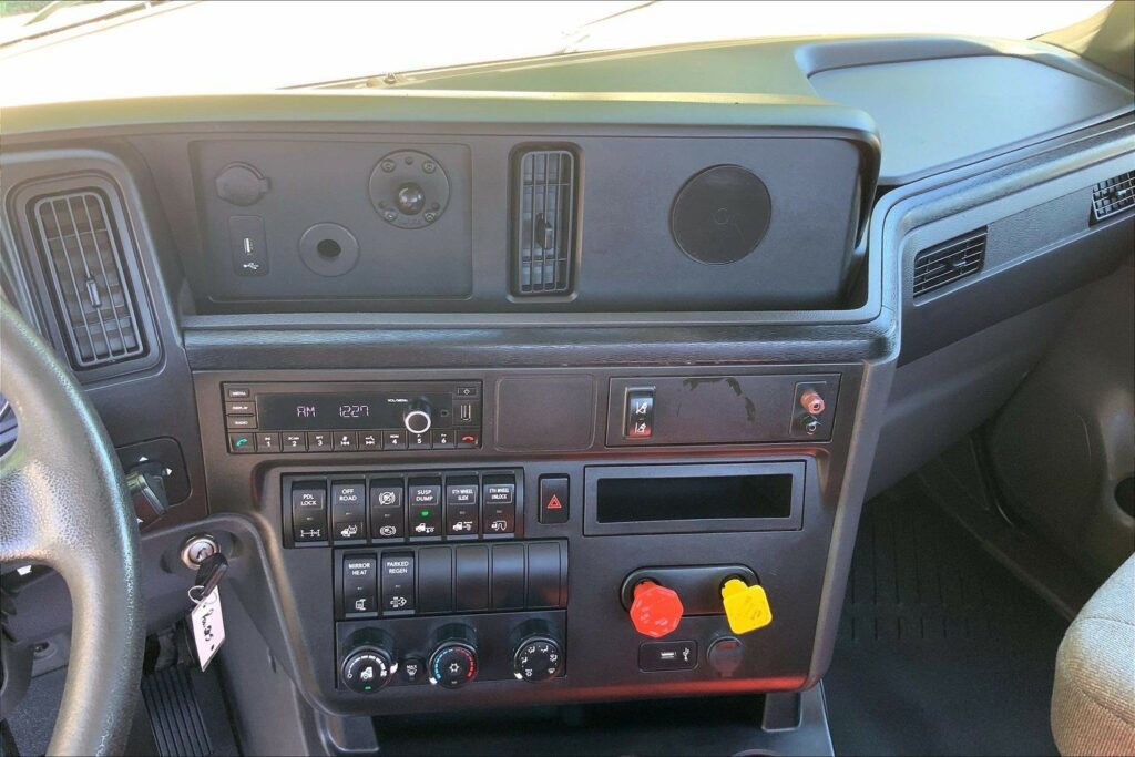 2021 INT LT625 6×4 Day Cab