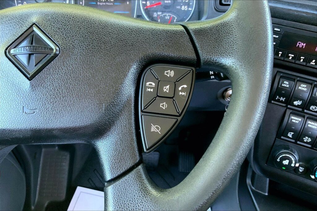 2021 INT LT625 6×4 Day Cab