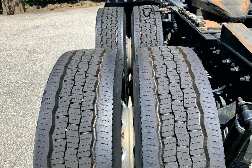 2021 INT LT625 6×4 Day Cab