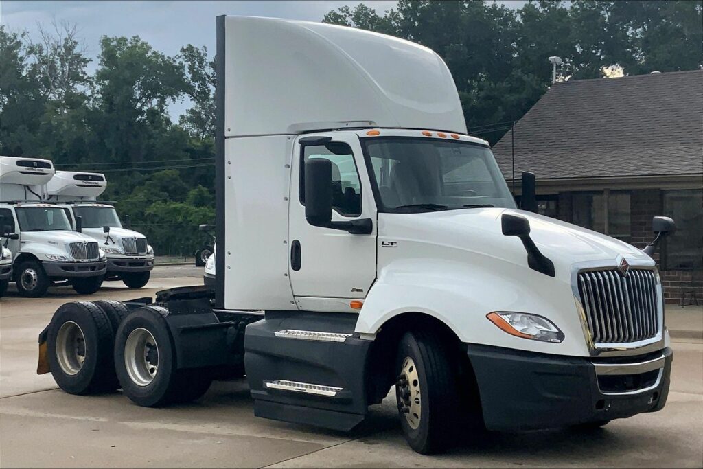 2021 INT LT625 6×4 Day Cab