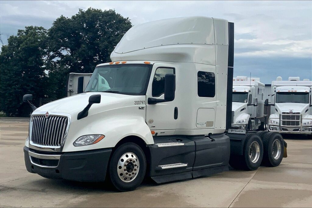 2023 INT LT625 6X4 Sleeper