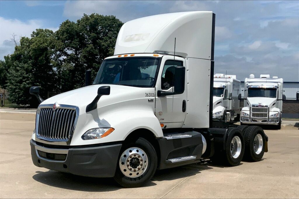 2021 INT LT625 6×4 Day Cab