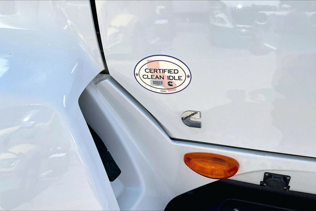 2022 CUM LT625 6×4 Day Cab
