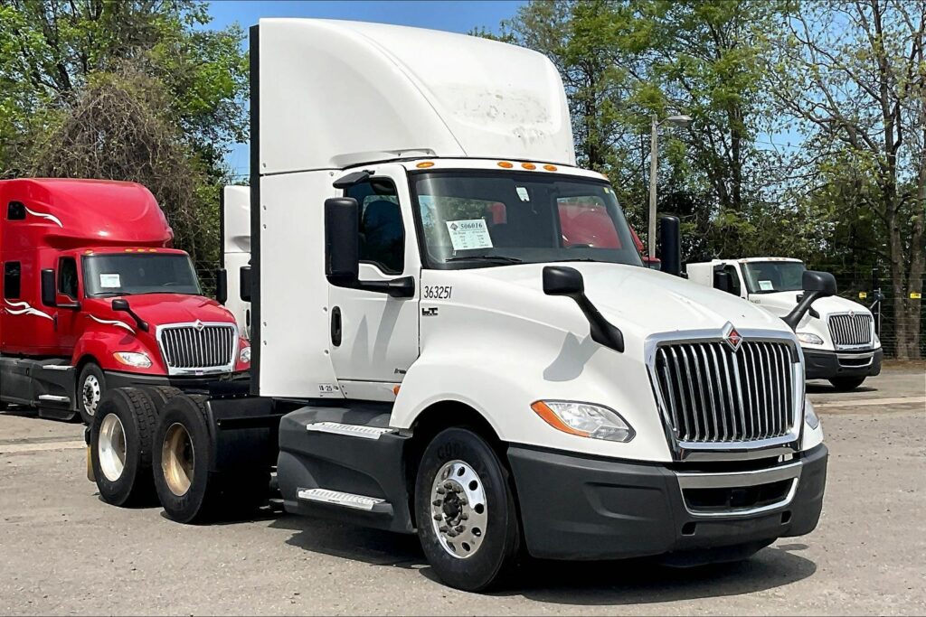 2021 INT LT625 6×4 Day Cab