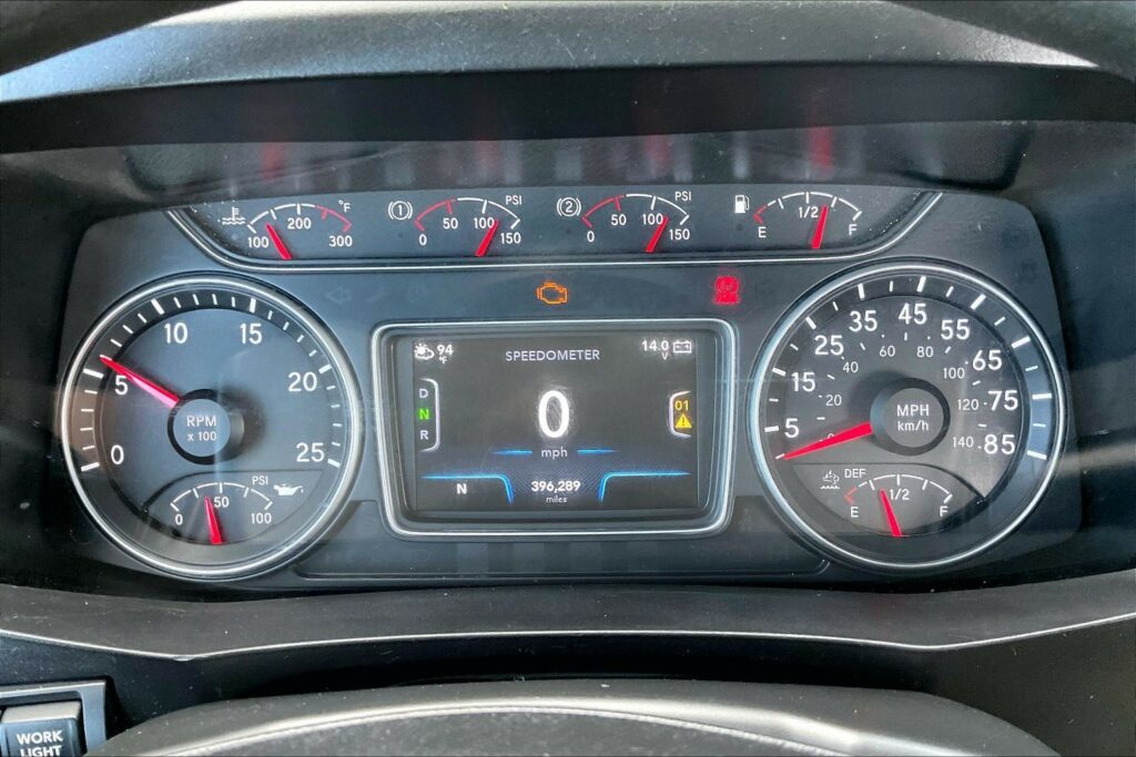 2022 CUM LT625 6×4 Day Cab