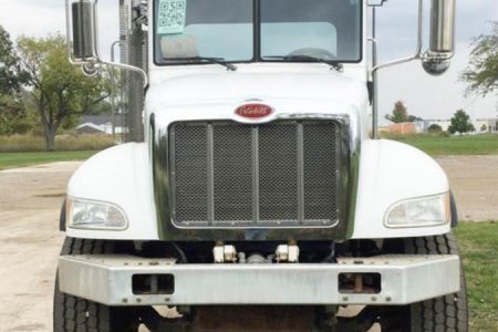 Boom-Bucket-Trucks-Peterbilt-348-41644892